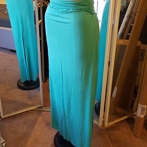 Tresics maxi skirt with slits